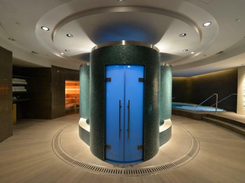 Gulf Hotel Bahrain Convention & Spa