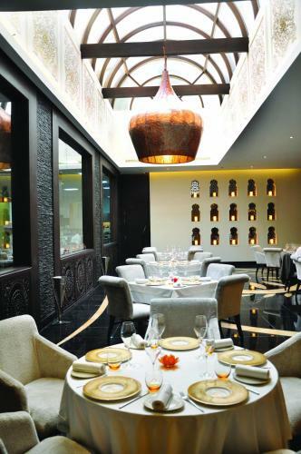 Gulf Hotel Bahrain Convention & Spa