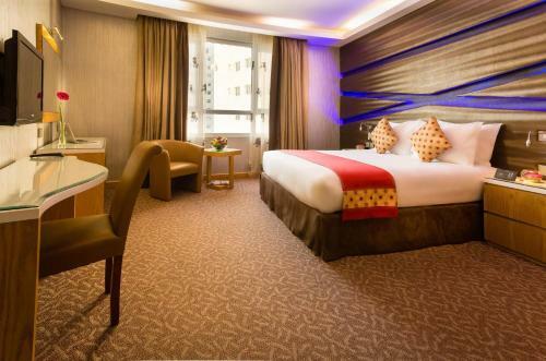 Al Safir Hotel & Tower