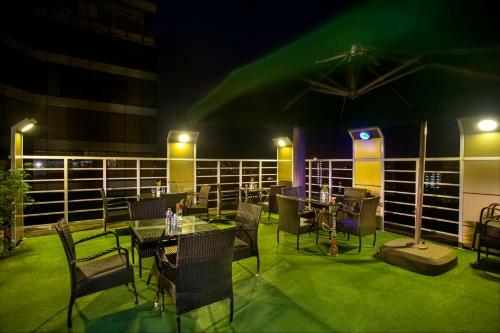 Hotel Bengal Blueberry