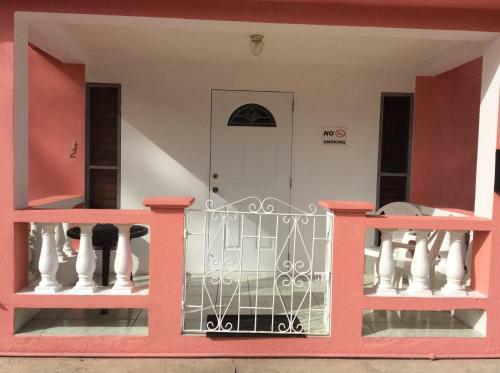 Gentle Breeze Apartments