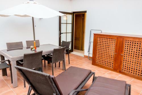 Private Villa With Pool On Tortuga Beach Resort