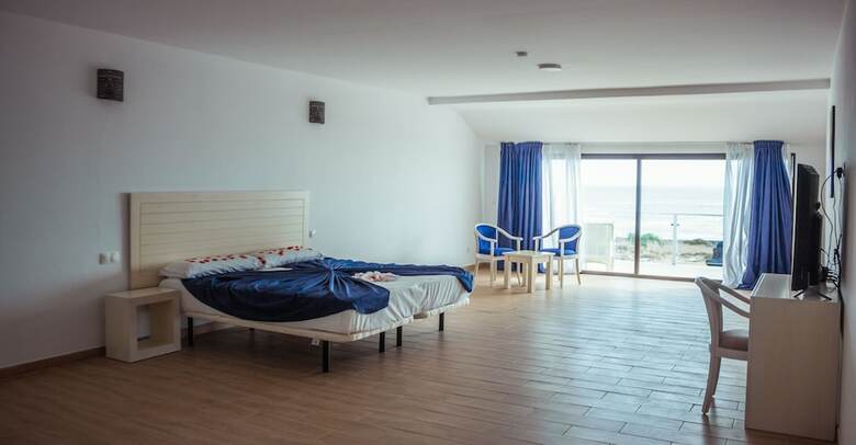 Hotel Livvo Budha Beach