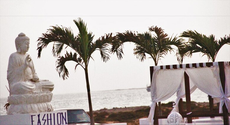 Hotel Livvo Budha Beach