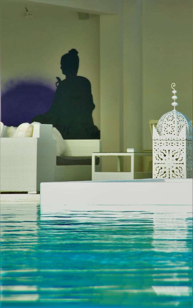 Hotel Livvo Budha Beach
