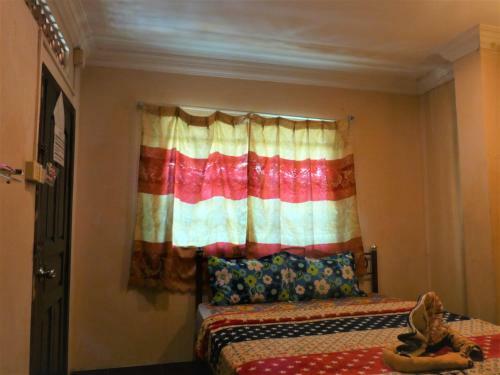 Hostal Pich Guesthouse