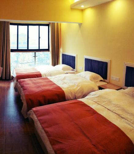 Hostal Hua Tian Guesthouse