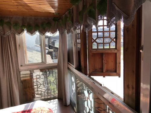 Wuzhen Spring Family Inn