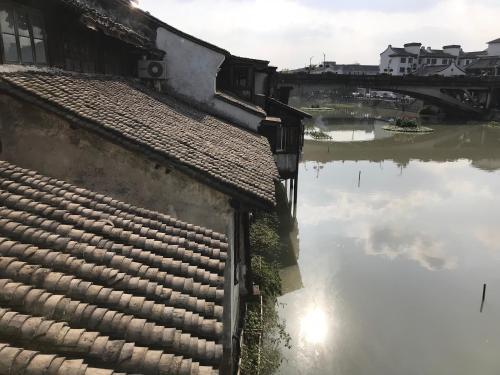 Wuzhen Spring Family Inn