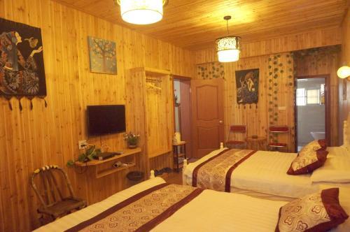 Wuzhen Spring Family Inn