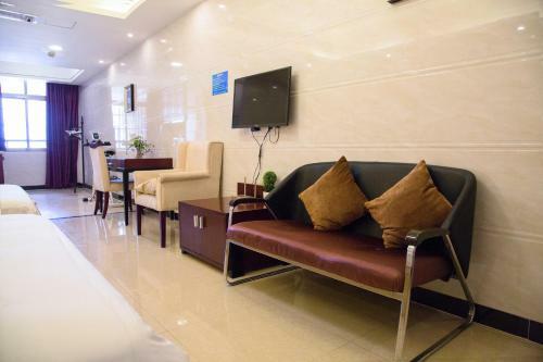 E-joy Apartment Hotel