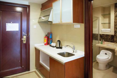 E-joy Apartment Hotel