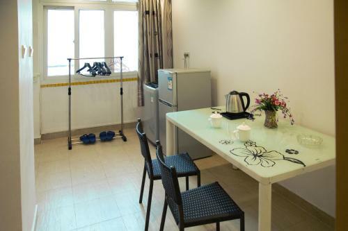 E-joy Apartment Hotel