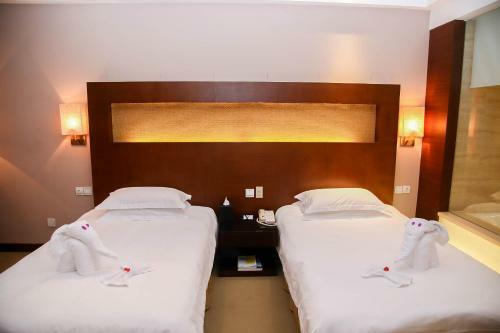 Hotel Golden Bay Resort