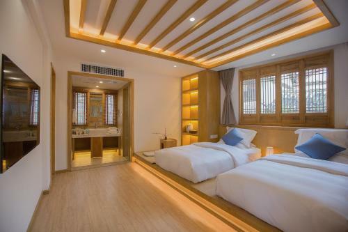 Jianshe Inn