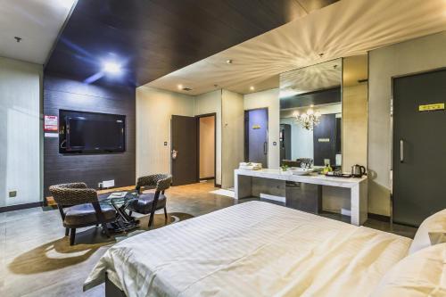 Qingdao Heng Bo Hotel