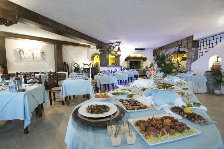 Hotel Cala Di Mola