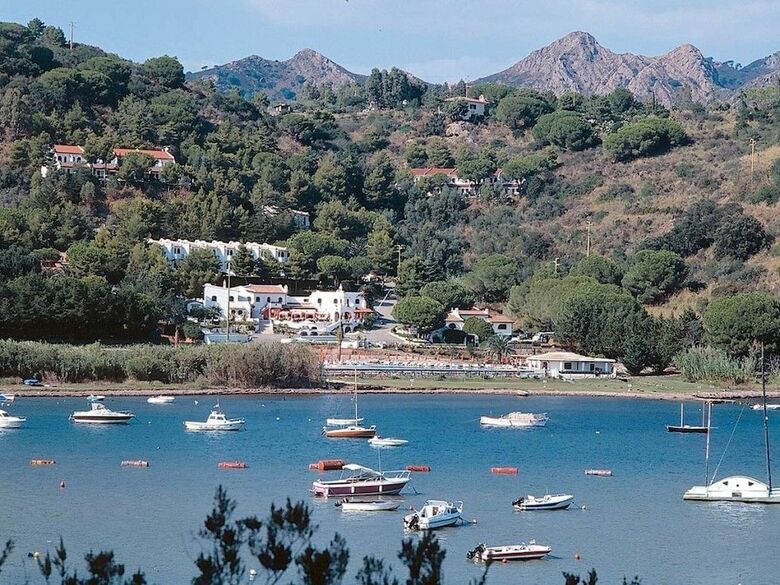 Hotel Cala Di Mola