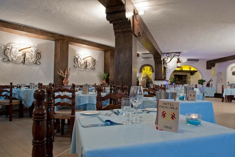 Hotel Cala Di Mola