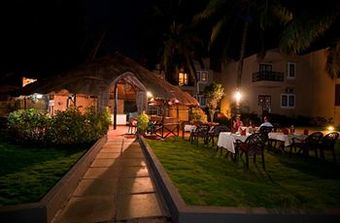 Hotel Whispering Palms Beach Resort