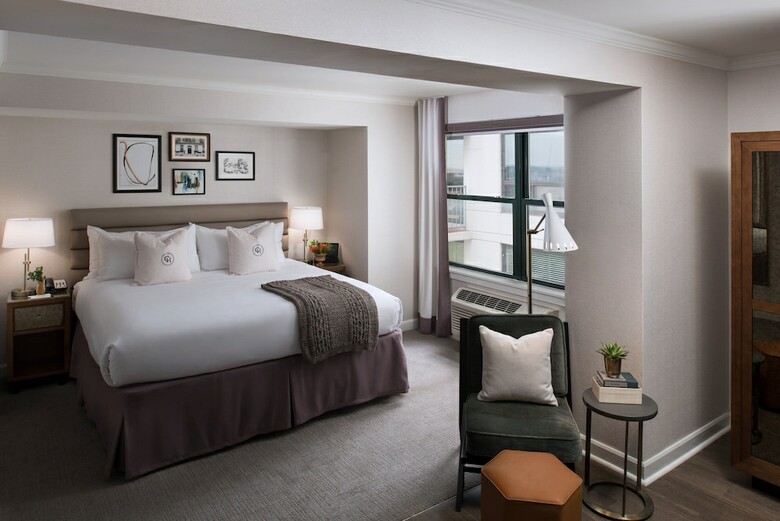 Hotel Indigo Chicago Gold Coast