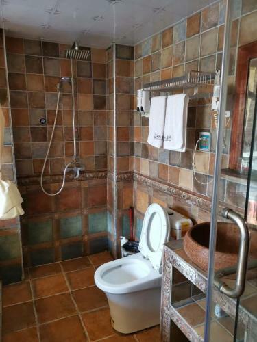 Hostal Lqj Riverside Guest House