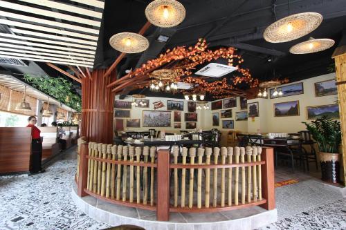J.s Fashion Hotel