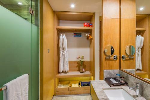 Chongqing Shanggao Hotel