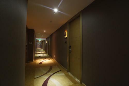 Shenzhen Chunfeng Colour Hotel