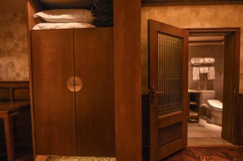 Albergue Nan Ka Ming Dian Hotel