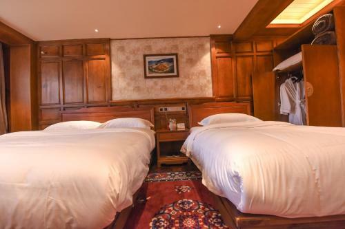 Albergue Nan Ka Ming Dian Hotel