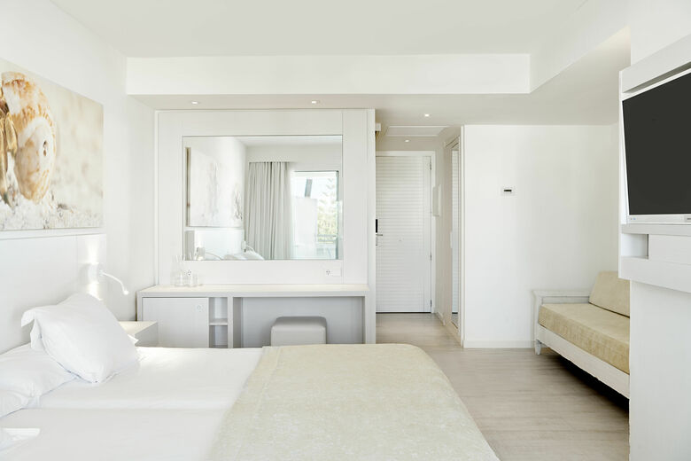 Hotel Iberostar Waves Cristina