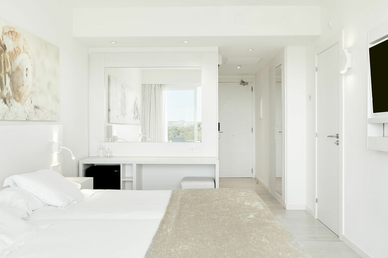 Hotel Iberostar Waves Cristina