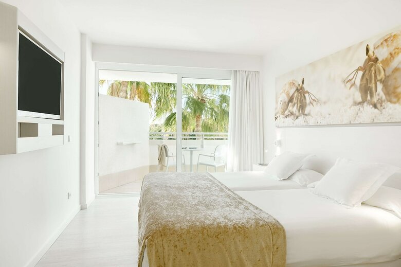 Hotel Iberostar Waves Cristina