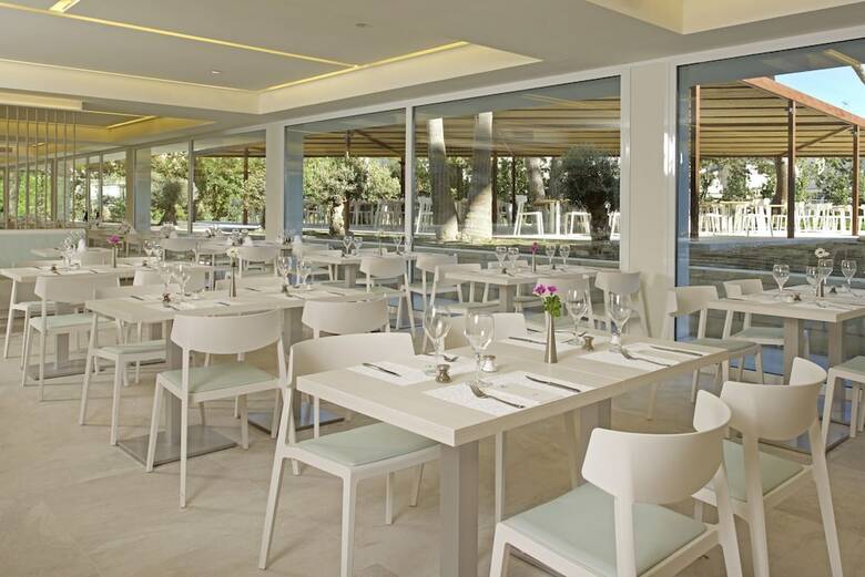 Hotel Iberostar Waves Cristina