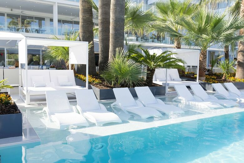 Reverence Mare Hotel Adults Only