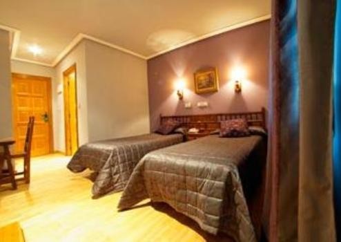 Hotel Hostal Gran Duque