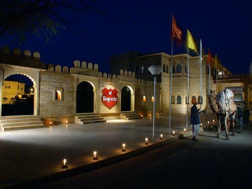 Hotel Gorbandh Palace