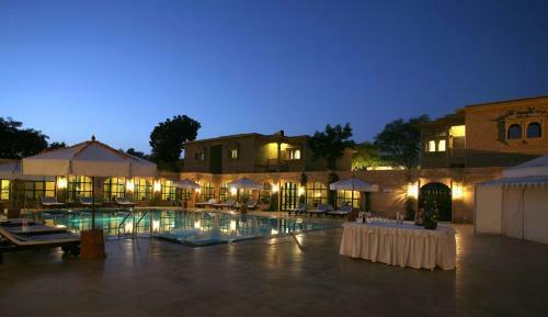 Hotel Gorbandh Palace