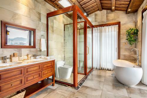 Hostal Riverside Boutique Guesthouse