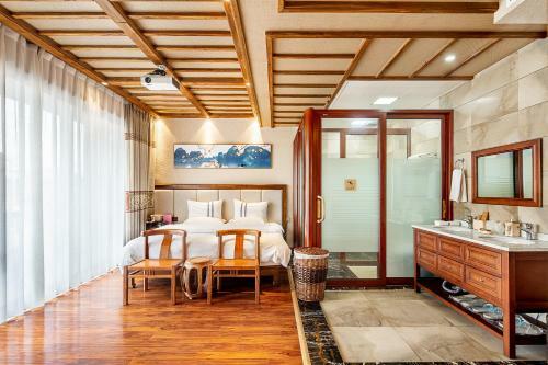 Hostal Riverside Boutique Guesthouse