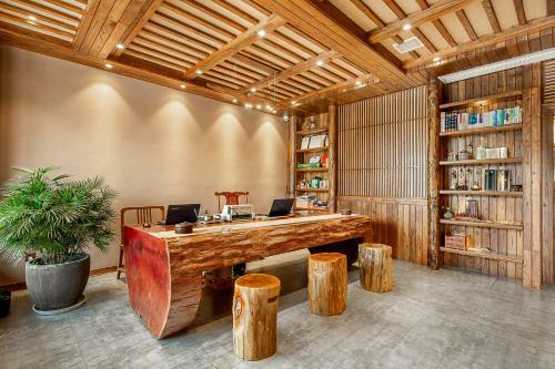 Hostal Riverside Boutique Guesthouse