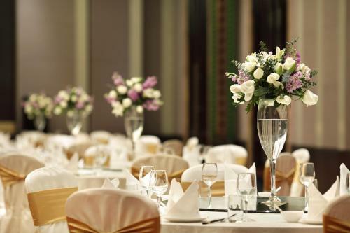 Hotel Four Points By Sheraton Chengdu, Anren