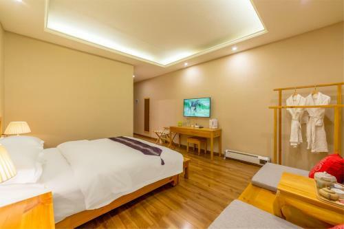 Bed & Breakfast Shangri-la Joy Boutique Yododo Hostel