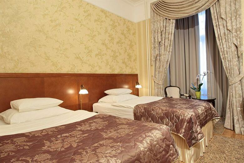 Moskva Hotel