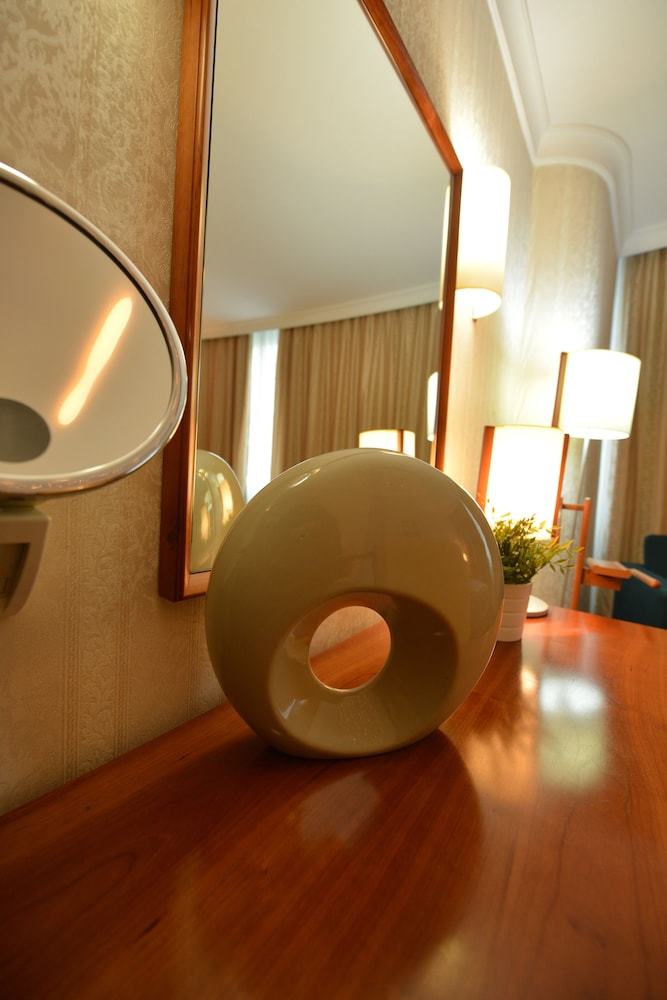 Karpos Skopje Hotel