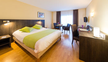 Ariane Hotel