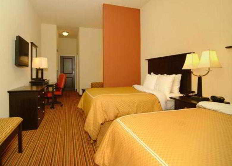 Hotel Comfort Suites