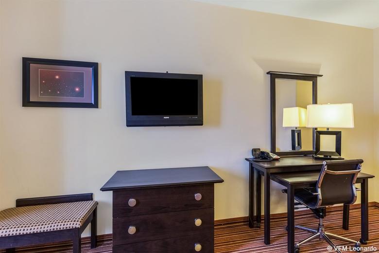 Hotel Comfort Suites
