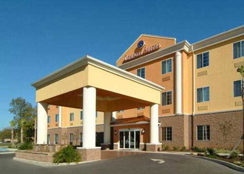 Hotel Comfort Suites